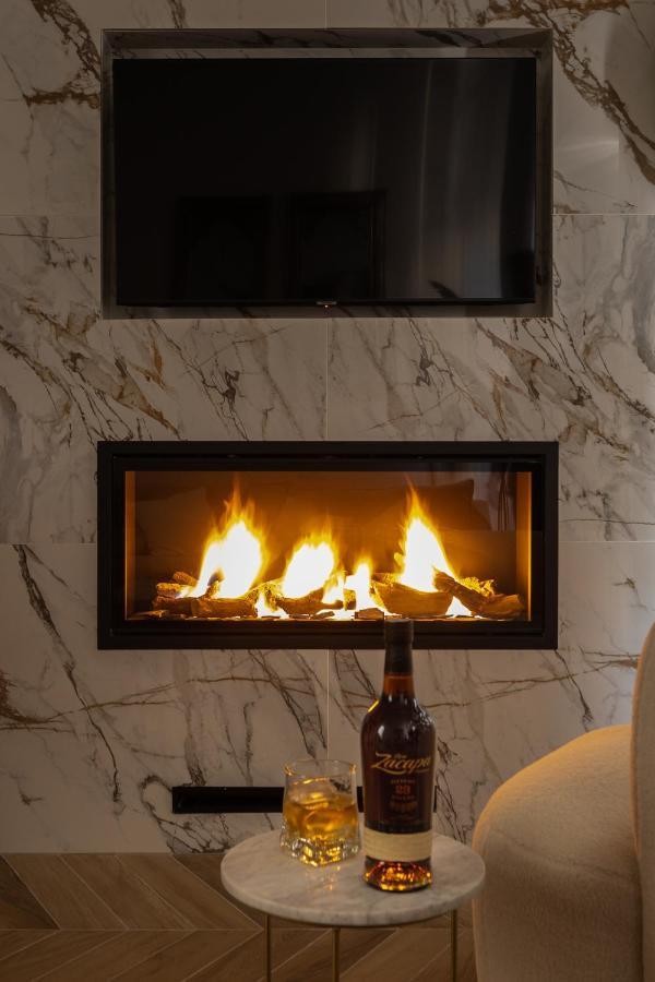 Arabica Suites - Lujosa Vivienda Con Suites Chimeneas En Granada - Centro Εξωτερικό φωτογραφία
