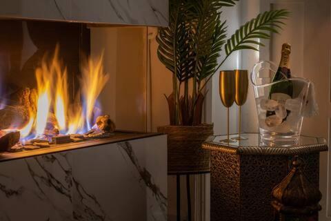 Arabica Suites - Lujosa Vivienda Con Suites Chimeneas En Granada - Centro Εξωτερικό φωτογραφία